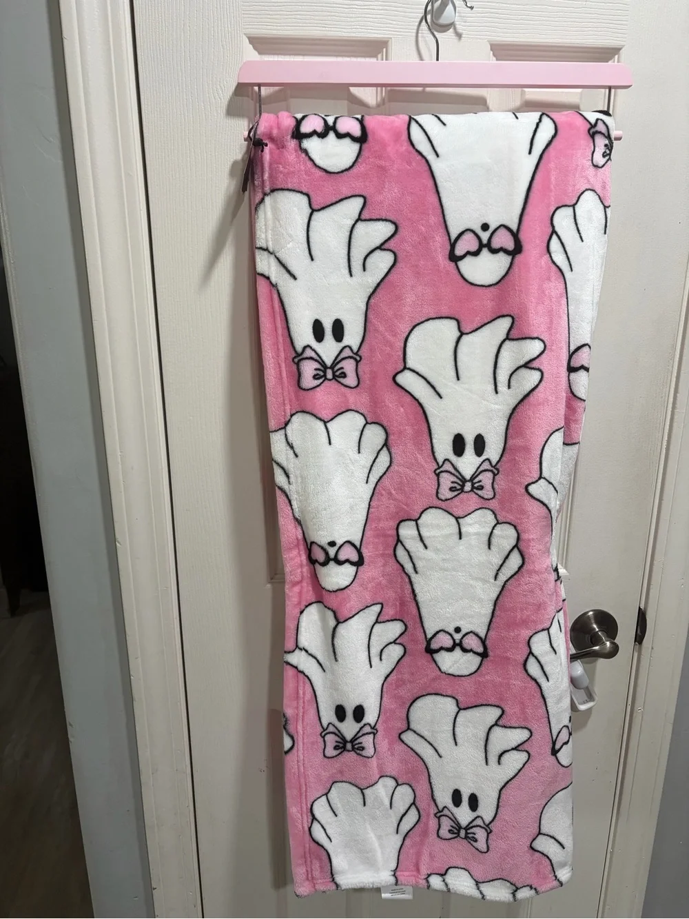 Betsey Johnson Pink & White Ghost Plush Throw Blanket